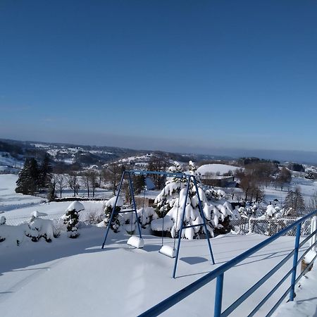Le Lac, La Neige,La Vue La Tour-d'Auvergne Exterior photo